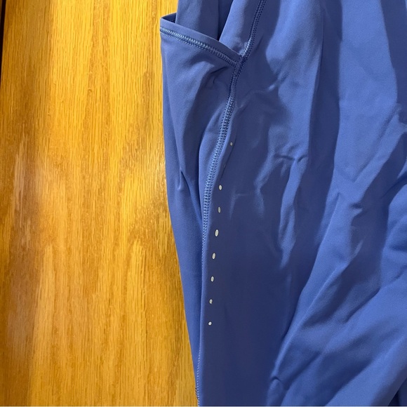 Lululemon Fast and Free high rise leggings size 8 - Picture 4 of 5